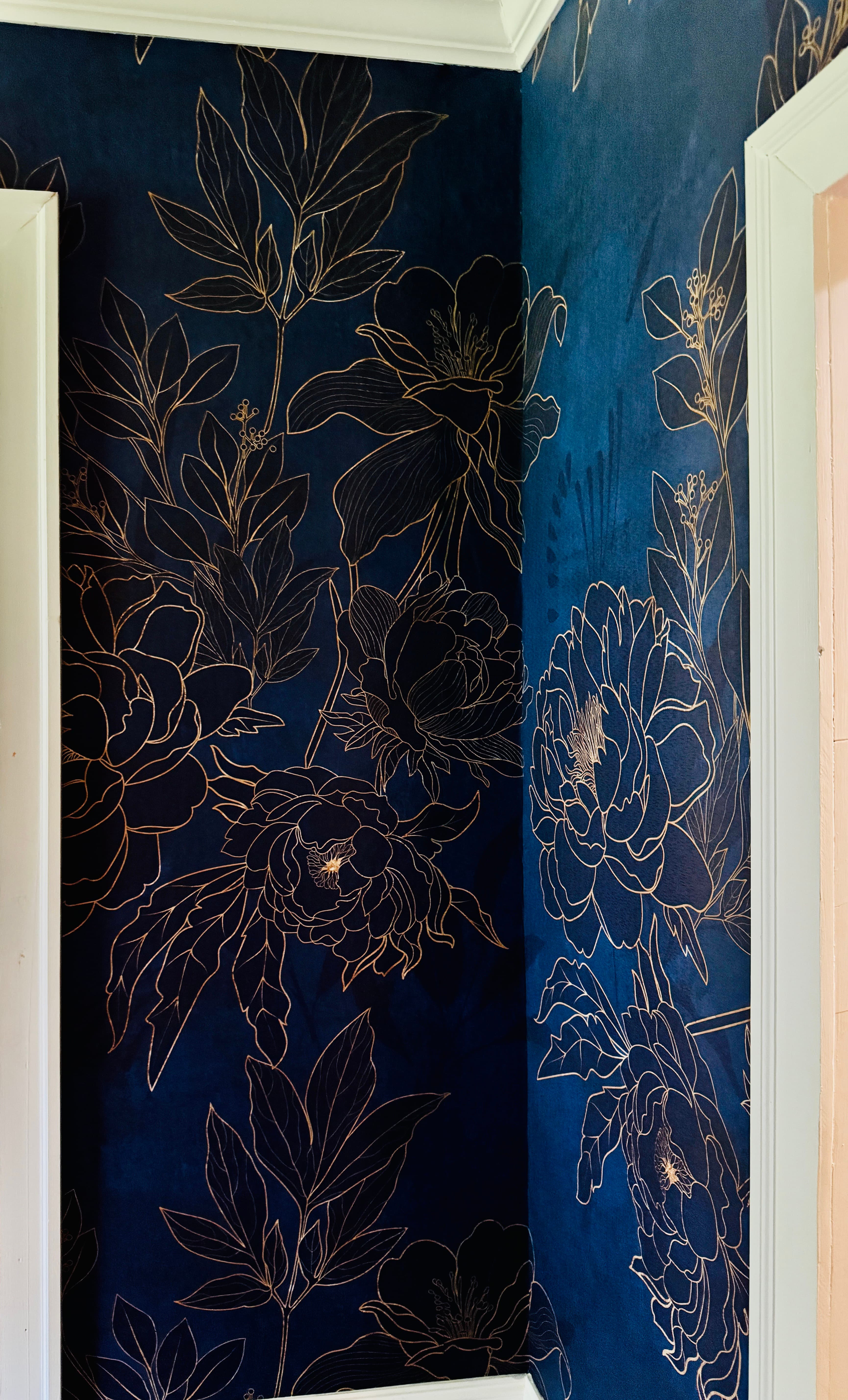 Perla wallpaper installation project 3